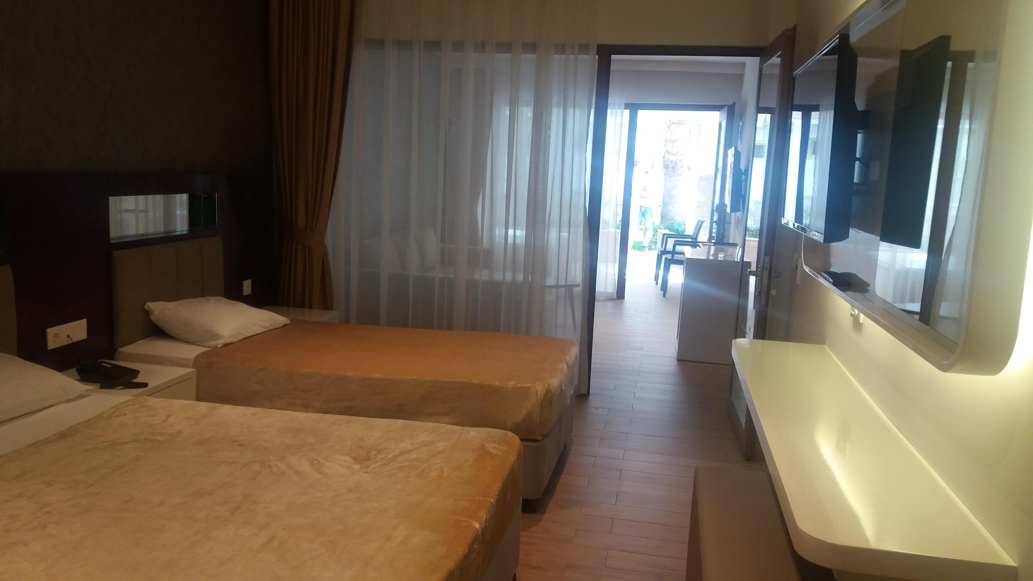 Mirage World Hotel Ічмелер Екстер'єр фото