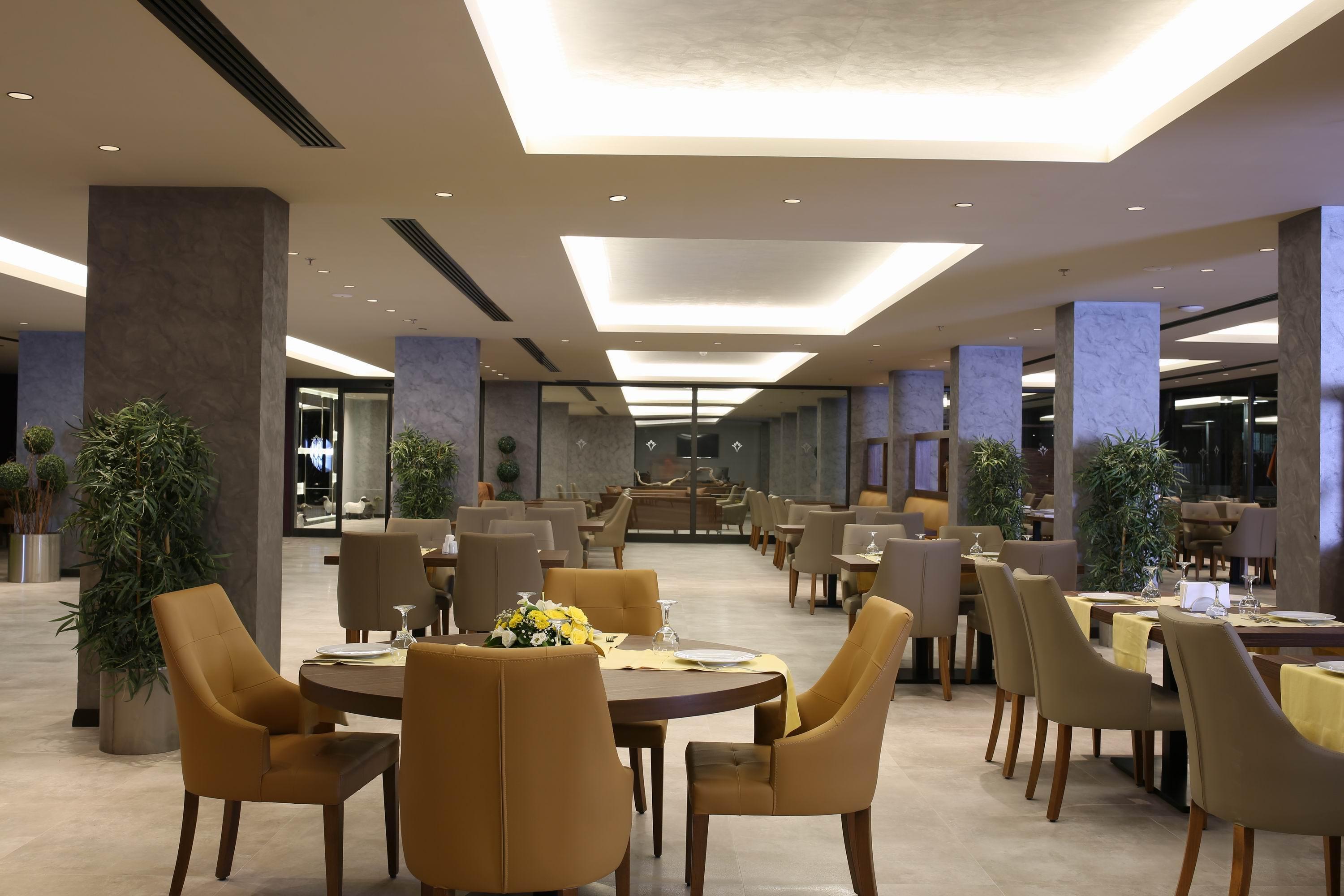 Mirage World Hotel Ічмелер Екстер'єр фото