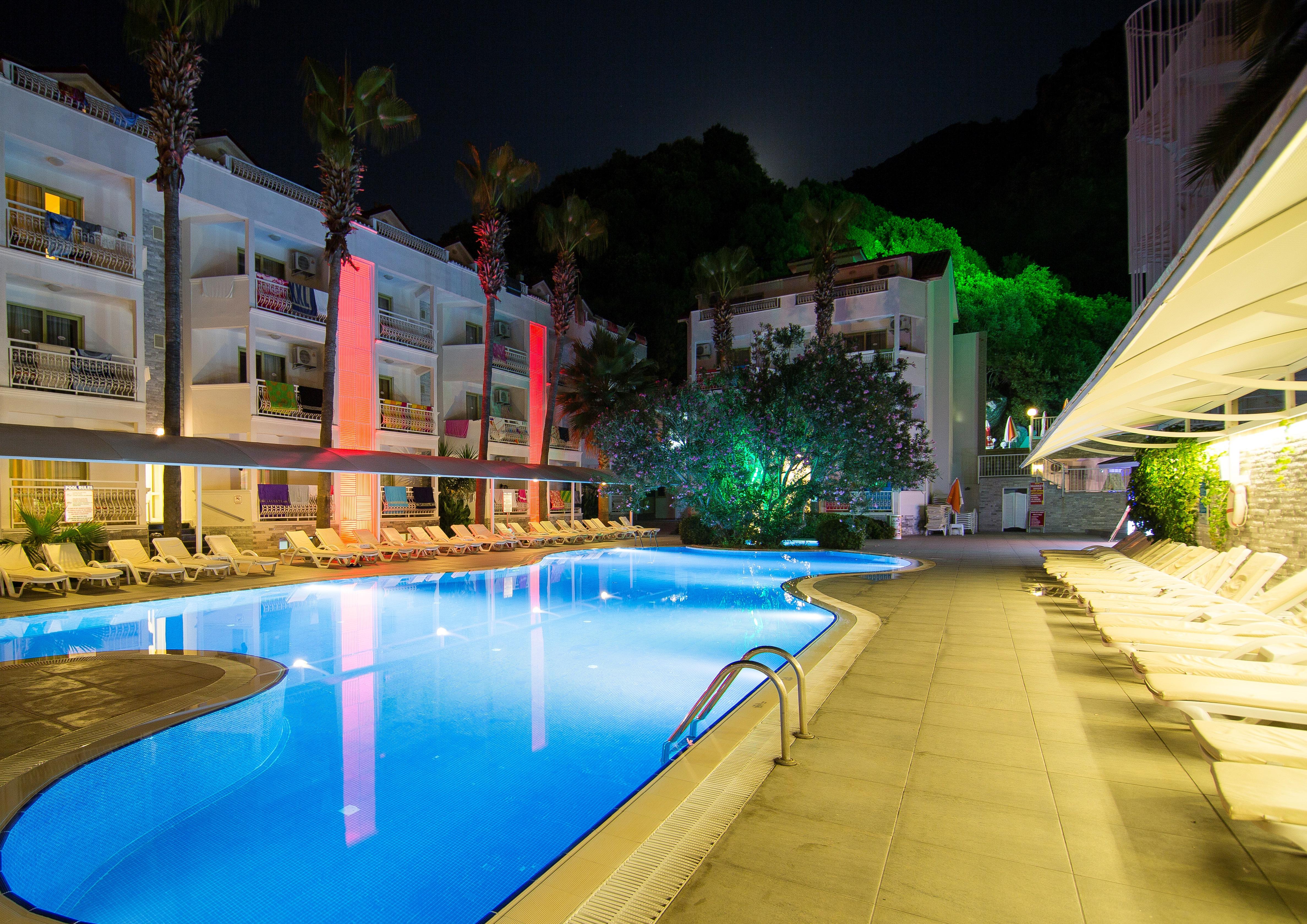 Mirage World Hotel Ічмелер Екстер'єр фото